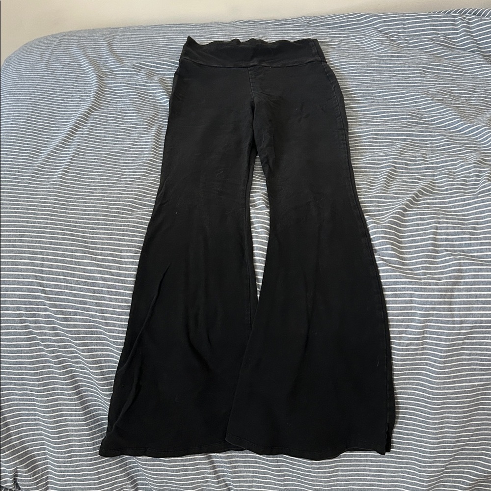 Edikted Black Flare Leggings